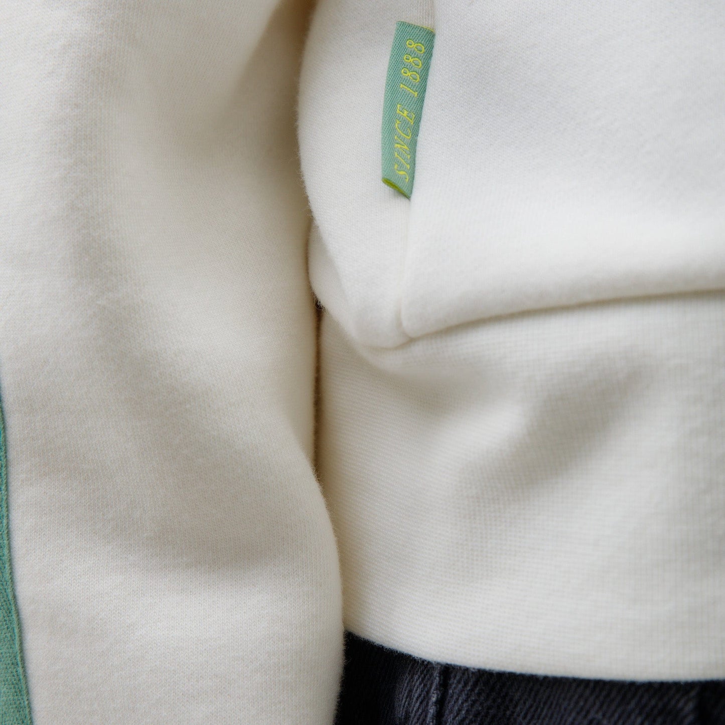 Celtic Women's Crewneck Cream Sweatshirt