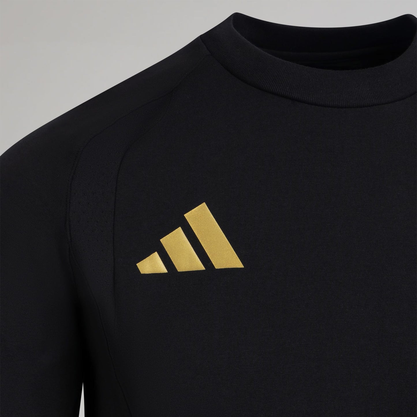 adidas Celtic Tiro Travel Black T-Shirt