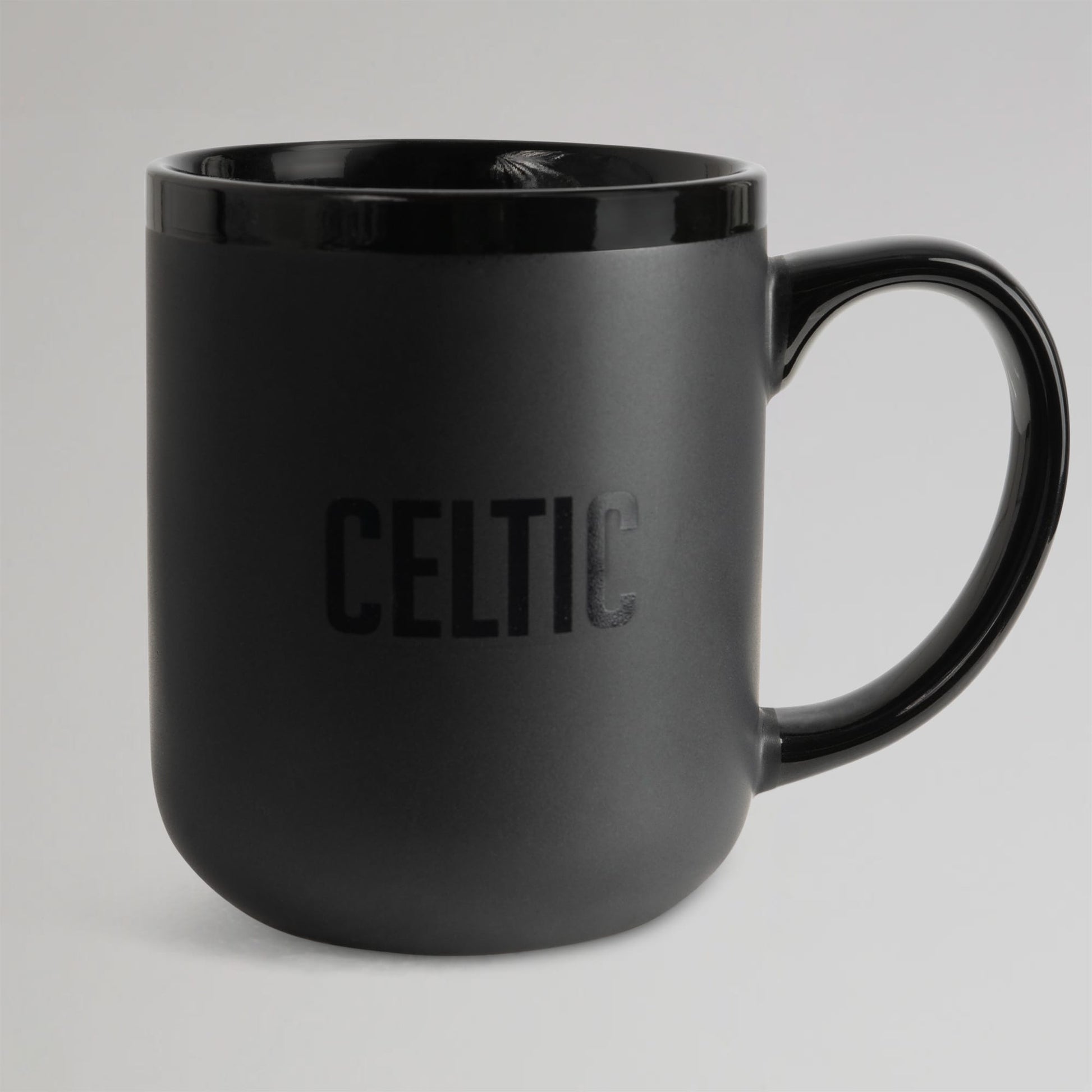 Celtic Crest Black Mug