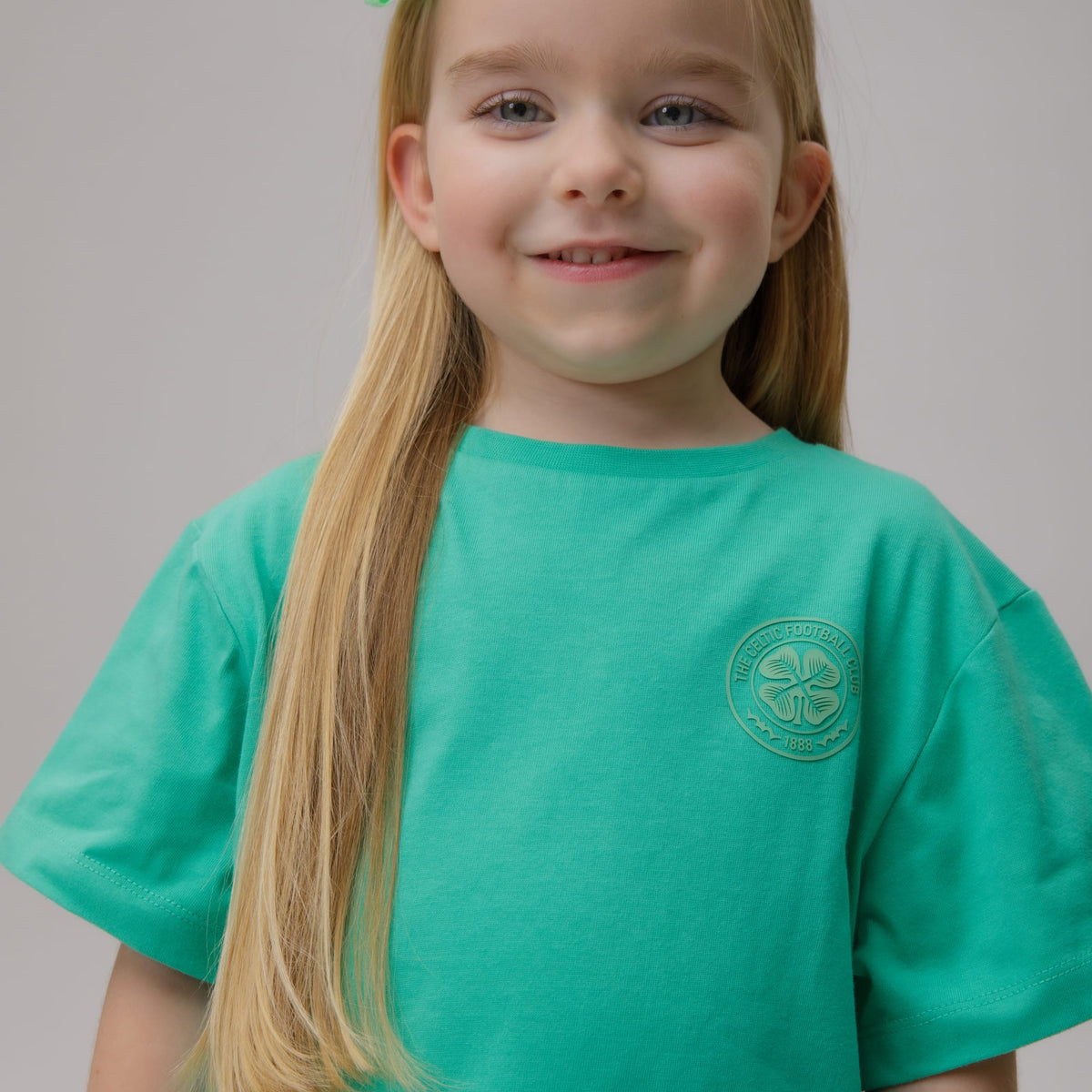 Celtic Crest Junior Anime Print Green T-Shirt