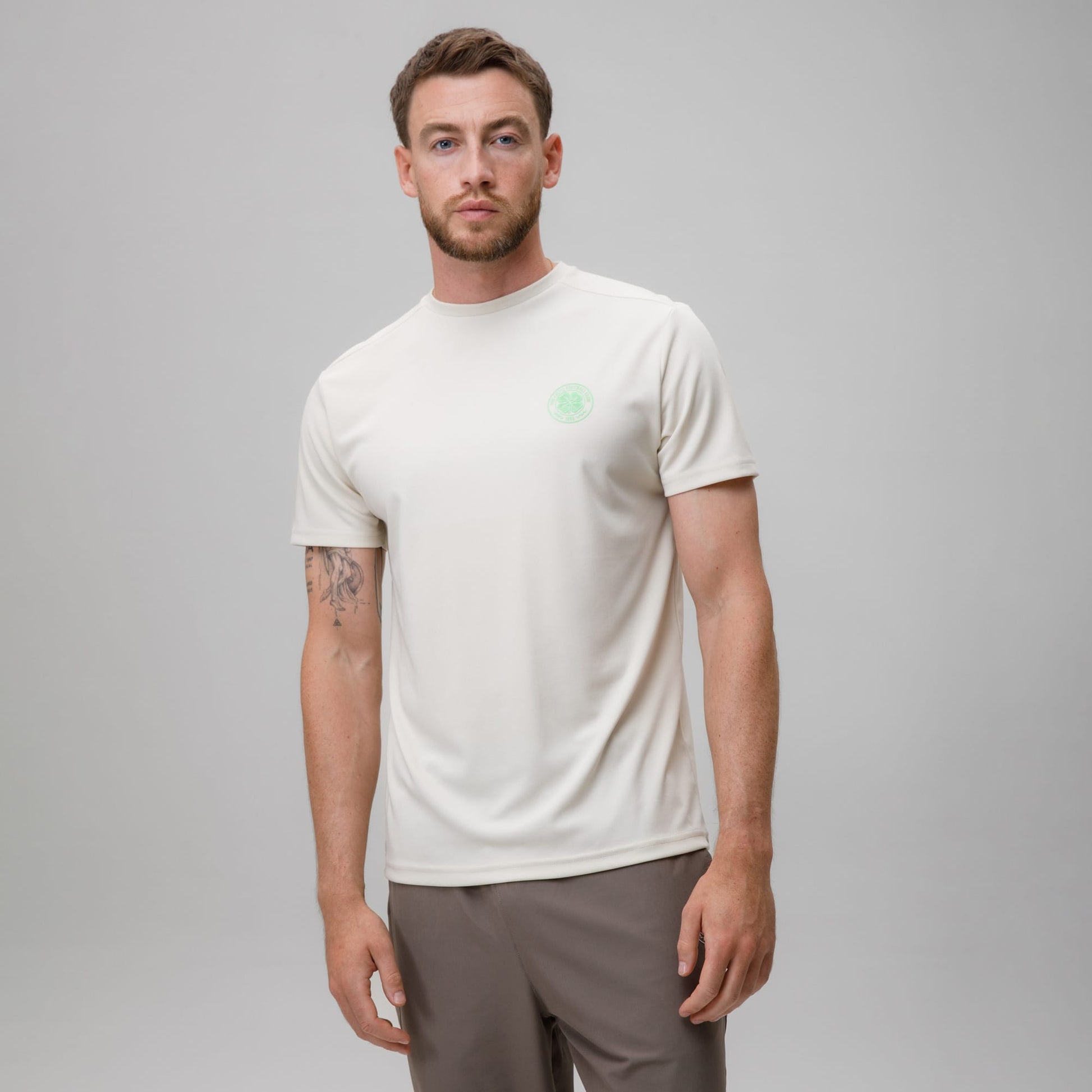 Celtic Crest Men's Back Print Cream T-Shirt