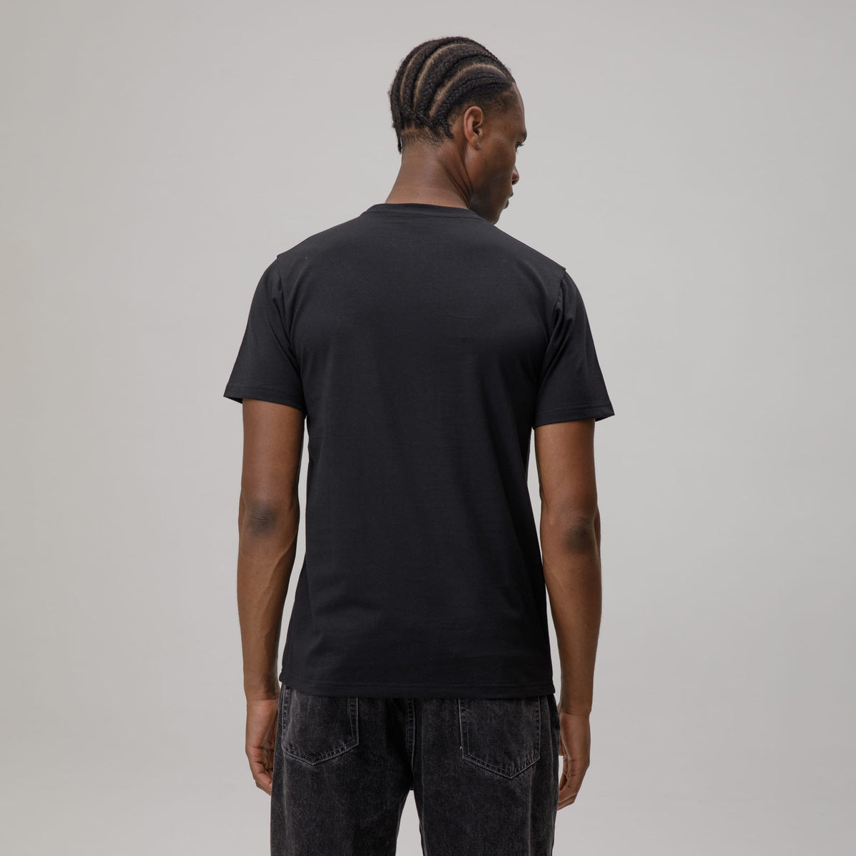 Celtic Crest Men's Black T-Shirt