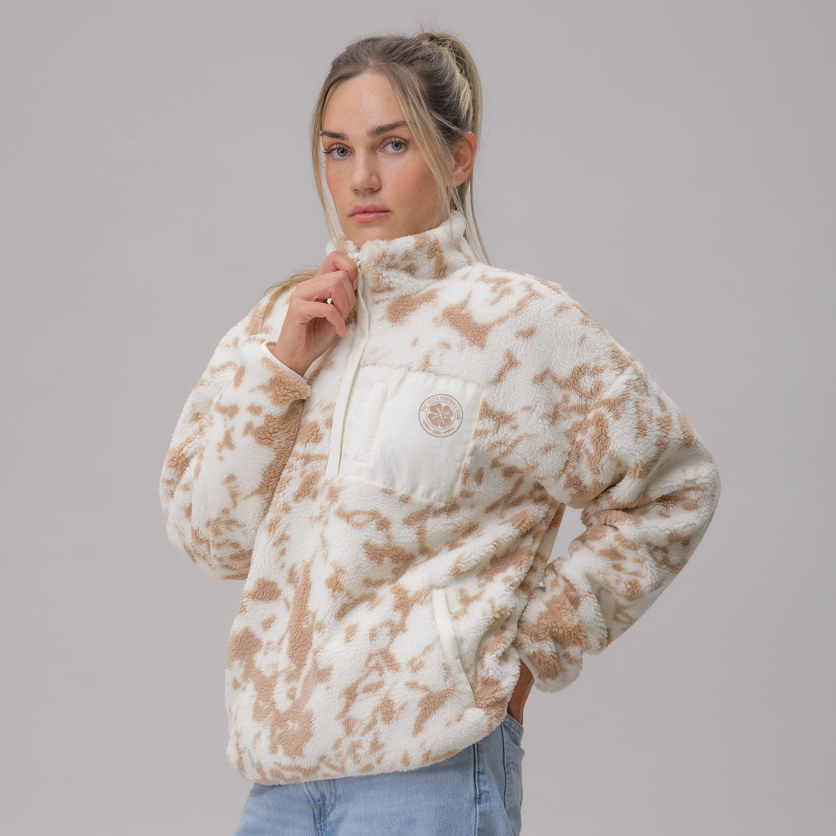 Celtic Crest Women's White Beige Print Quarter Zip Fleece