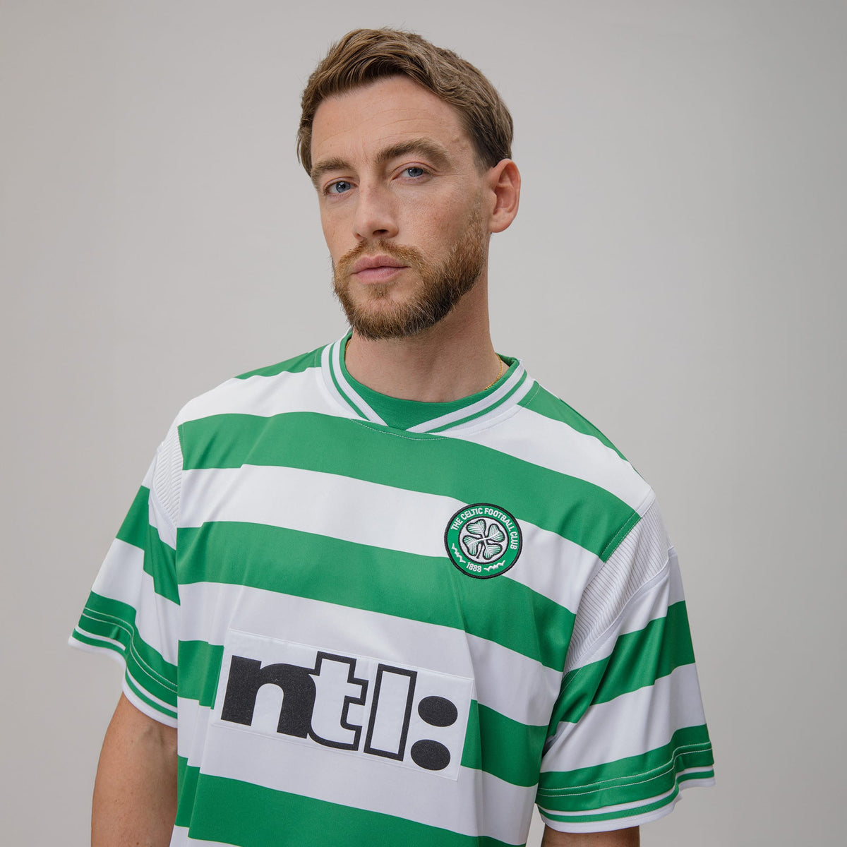 Celtic Henrik Larsson 2000/01 Home Jersey