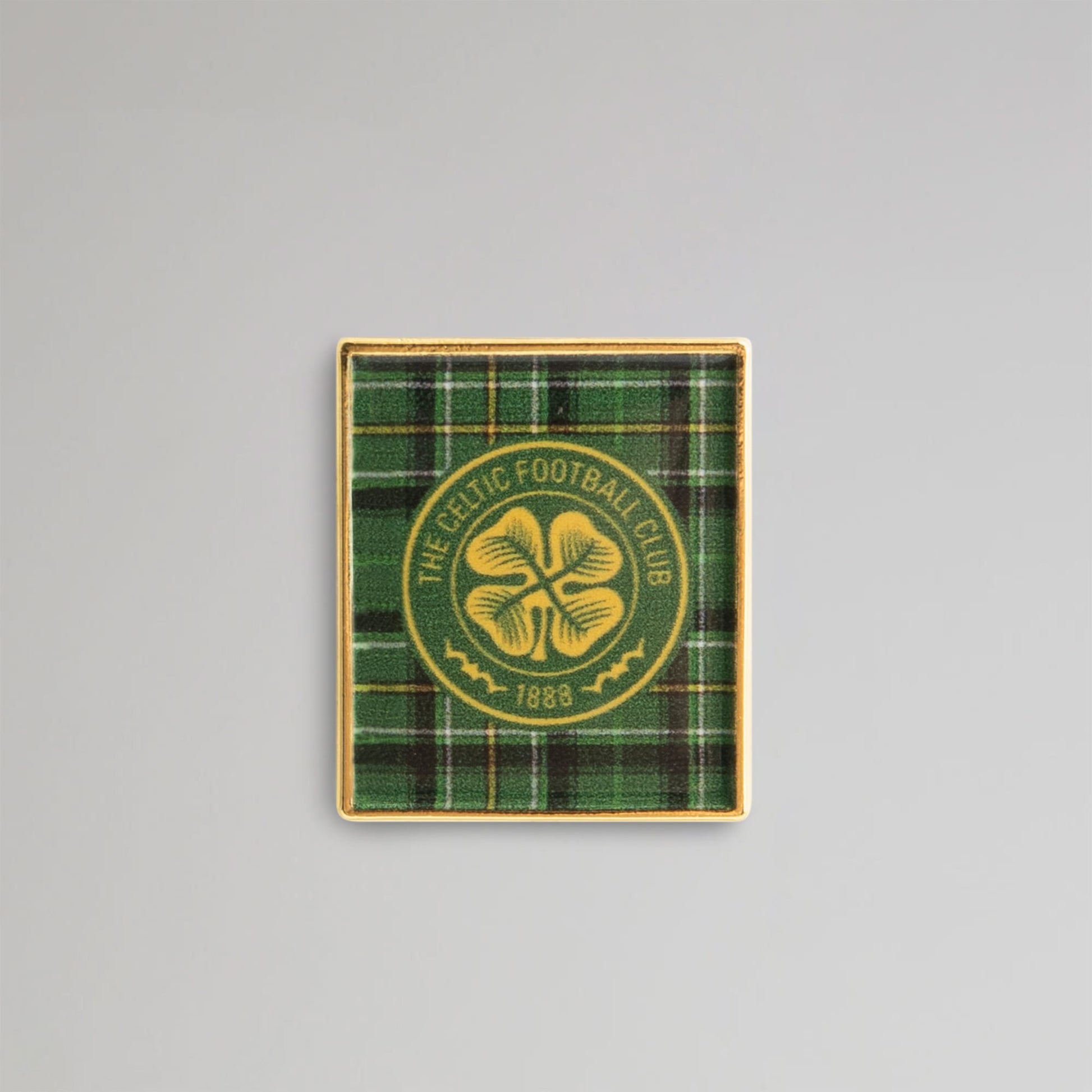 Celtic Tartan Crest Badge