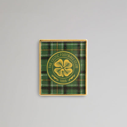 Celtic Tartan Crest Badge