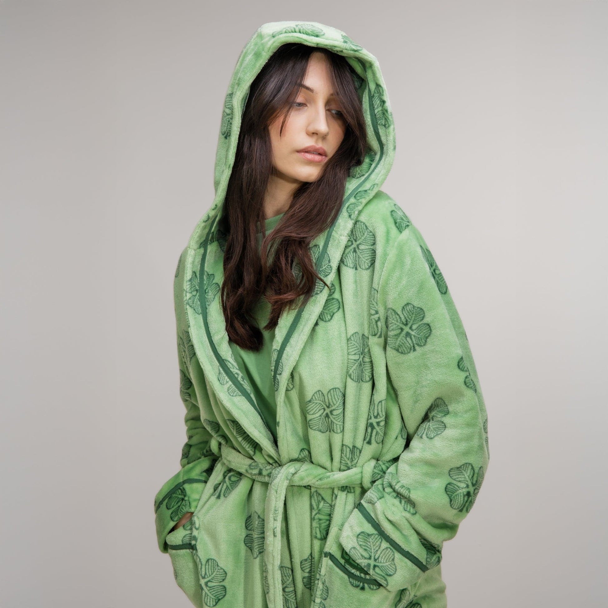 Celtic Women's Clover Print Robe